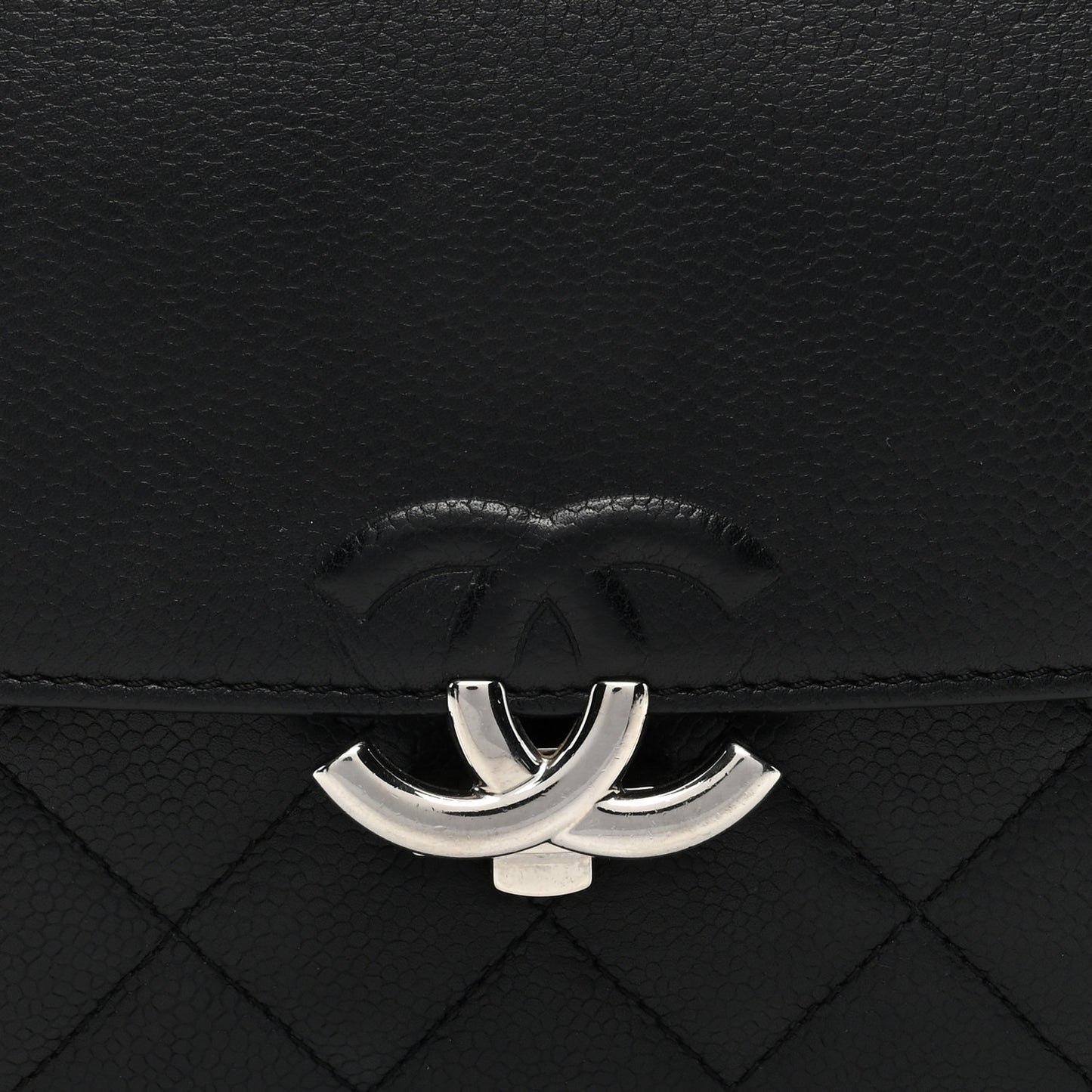 Caviar Quilted CC Box Flap Black