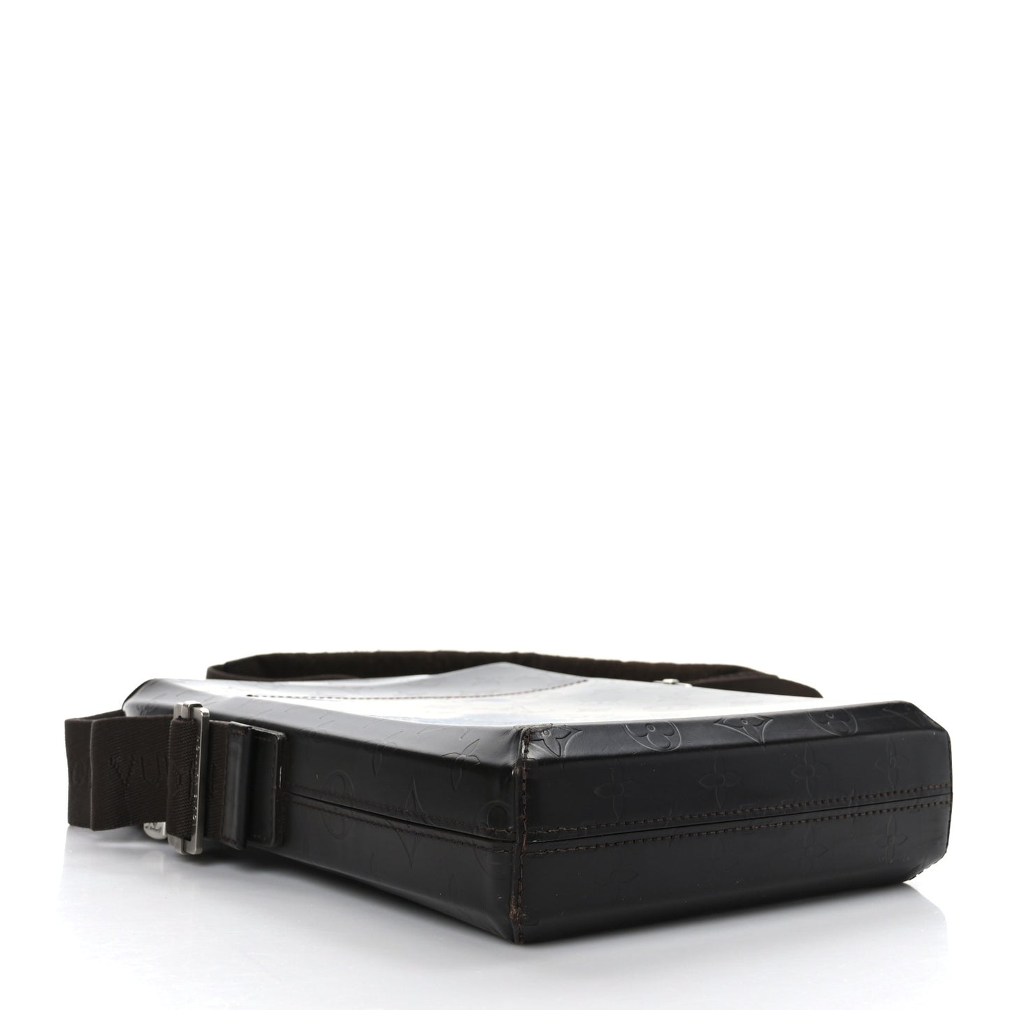 Monogram Glace Bobby Brown