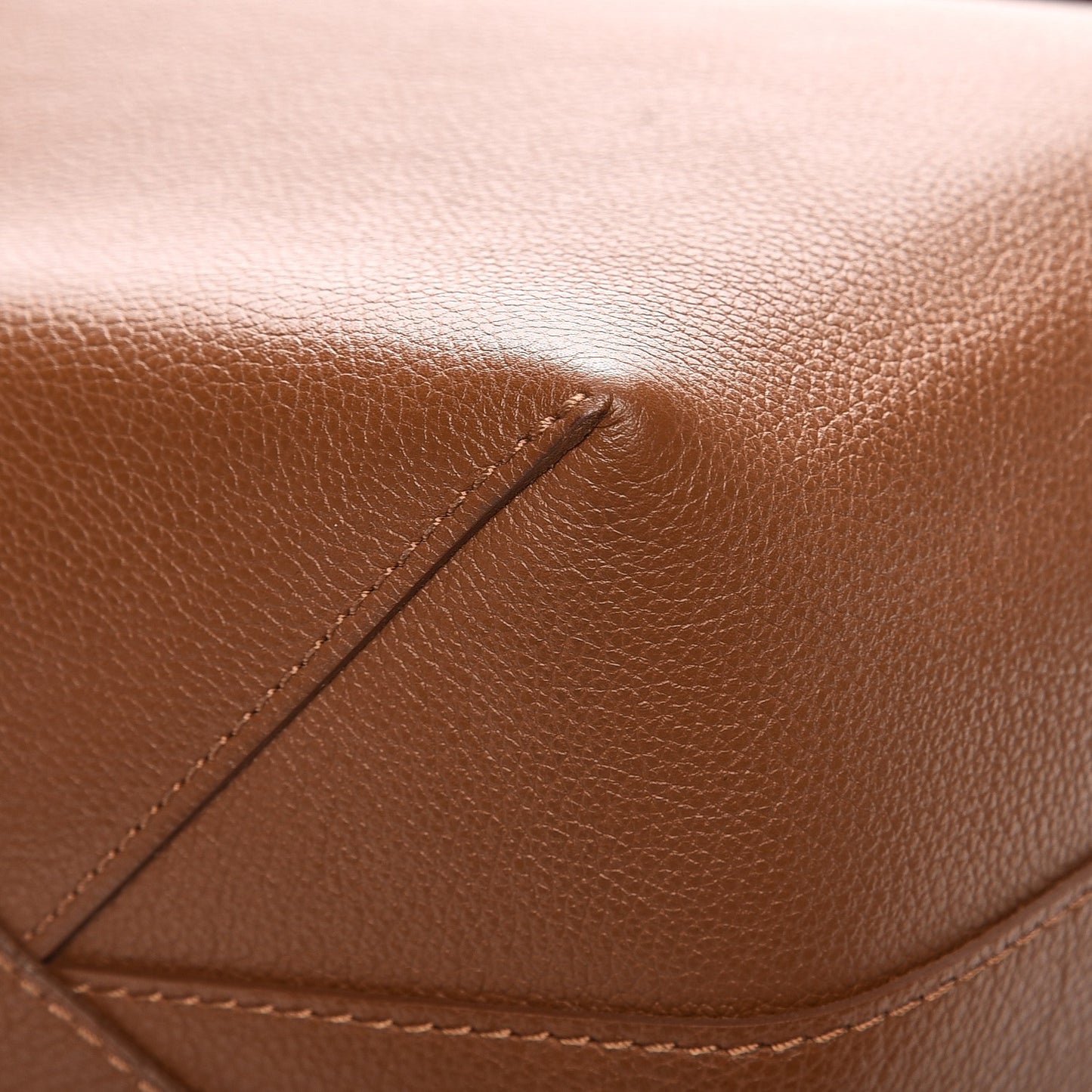 Calfskin Lockme PM Tan