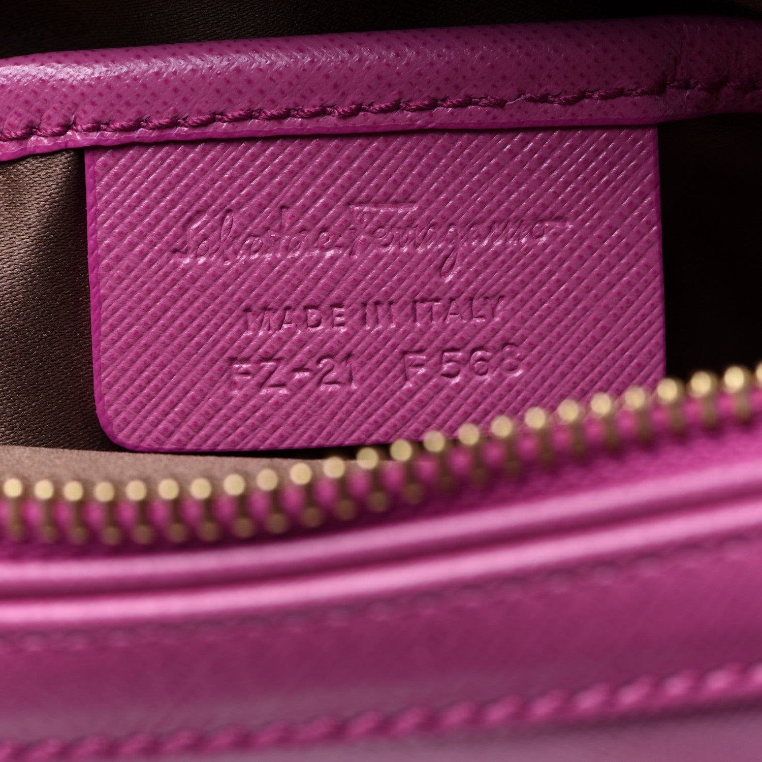 Salvatore Ferragamo Saffiano Lydia Bow Camera Bag Pink 8 of 9