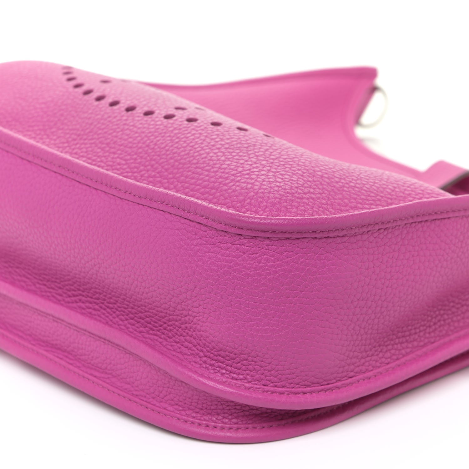Hermes Taurillon Clemence Evelyne III GM Magnolia 9 of 15