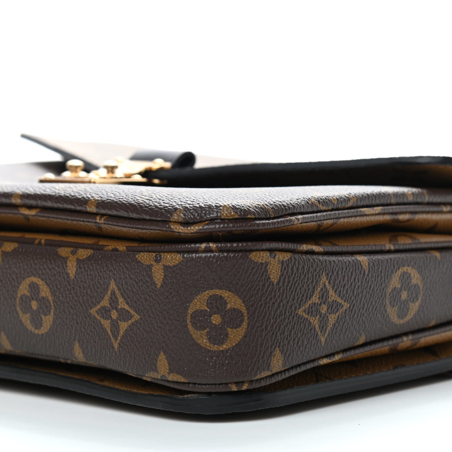Reverse Monogram Pochette Metis