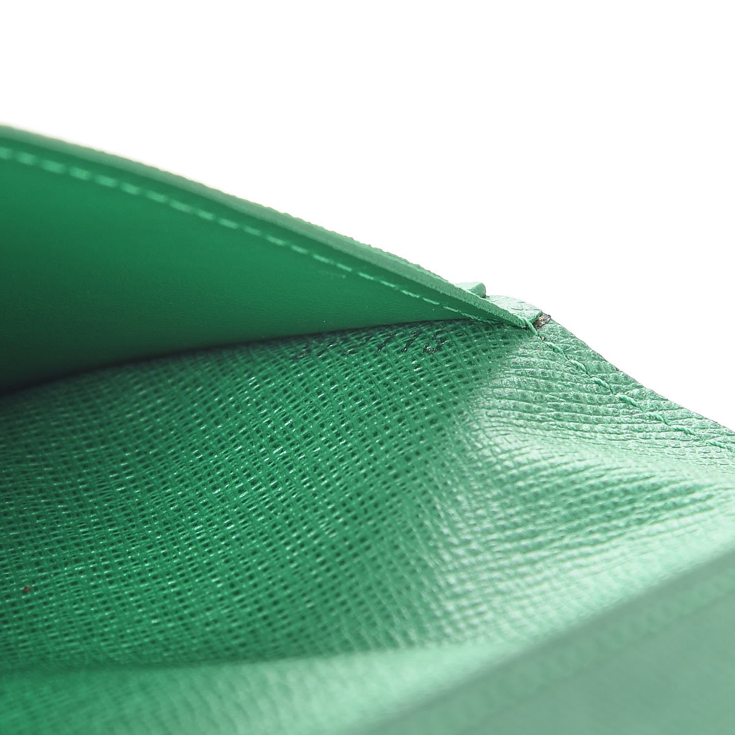 Louis Vuitton Taiga Brazza Wallet Toundra 8 of 8