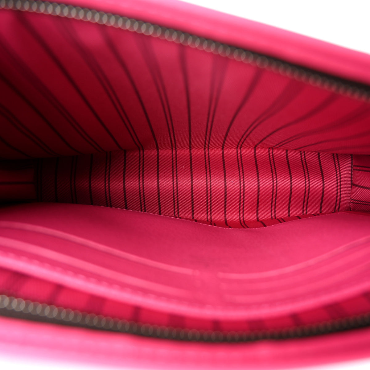 Louis Vuitton Monogram Macassar Pochette Voyage MM Fuchsia 5 of 10