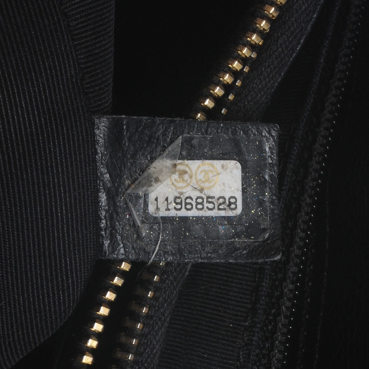 Caviar Grand Shopping Tote GST Black