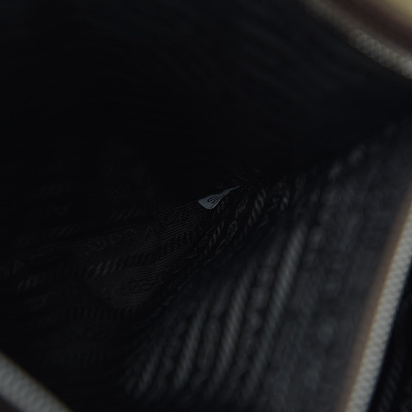 Jacquard Logo Messenger Corda Moro
