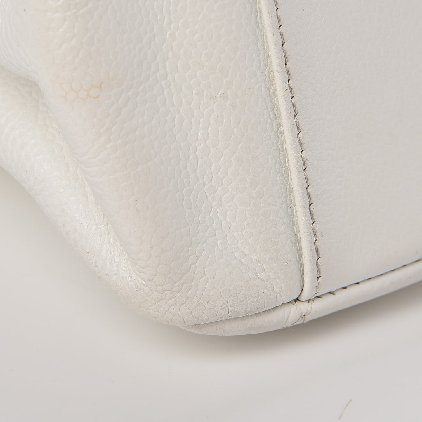 Caviar Quilted Grand Shopping Tote GST White