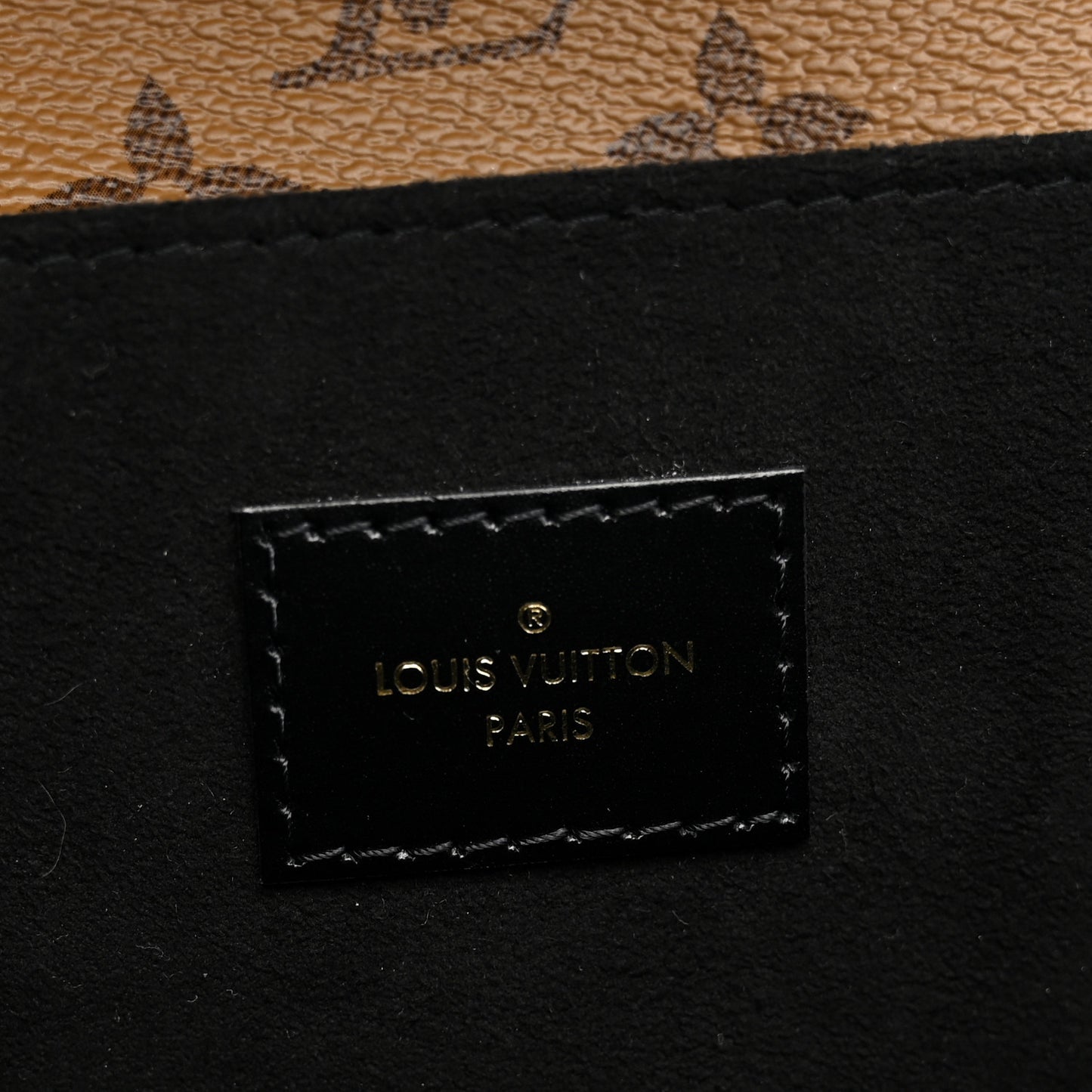 Reverse Monogram Pochette Metis