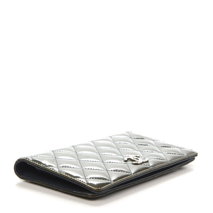 Chanel Patent Quilted Brilliant Yen Wallet Blue Fonce 4 of 12