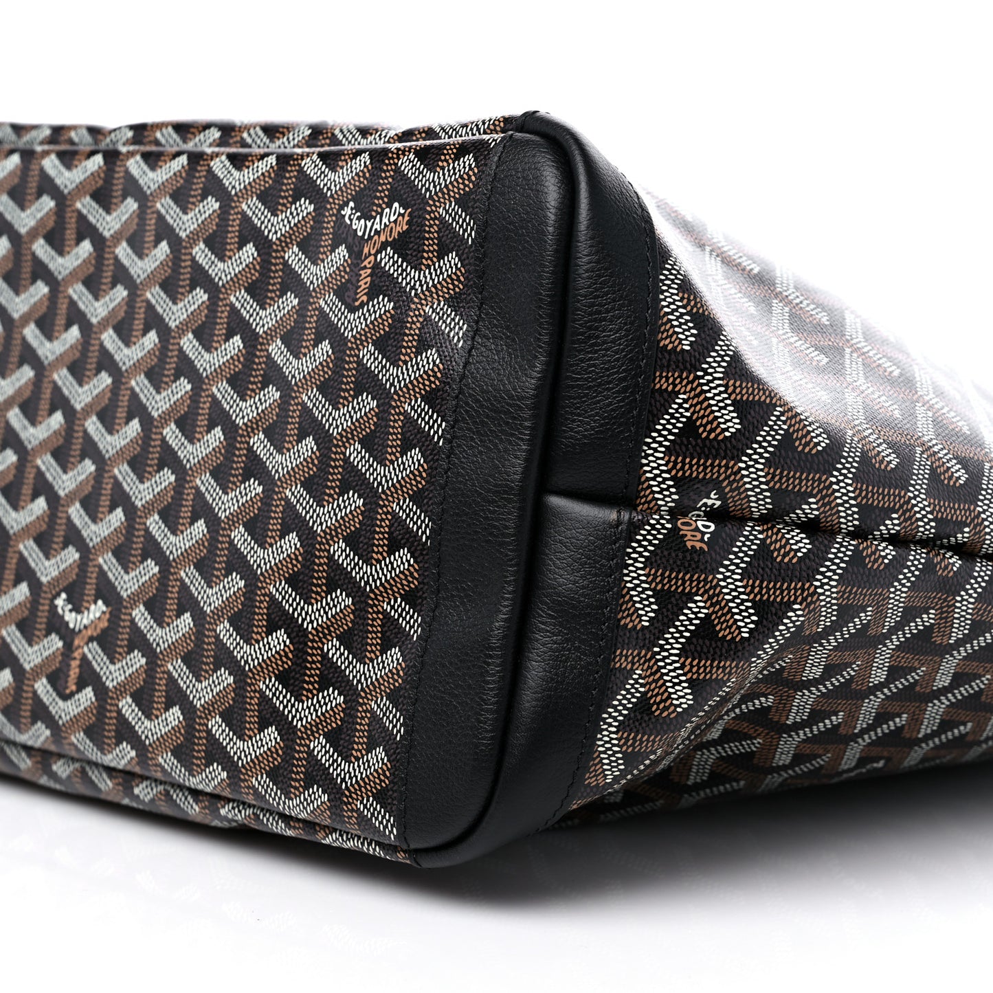 Goyardine Artois MM Black
