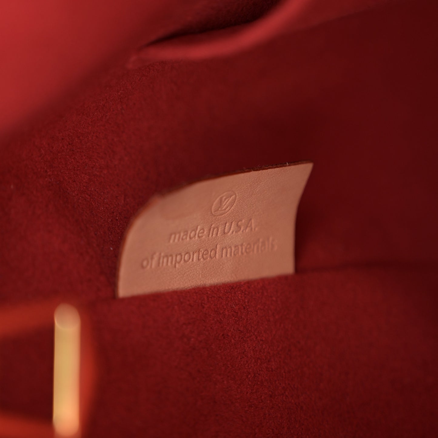 Monogram V Tote MM Cherry