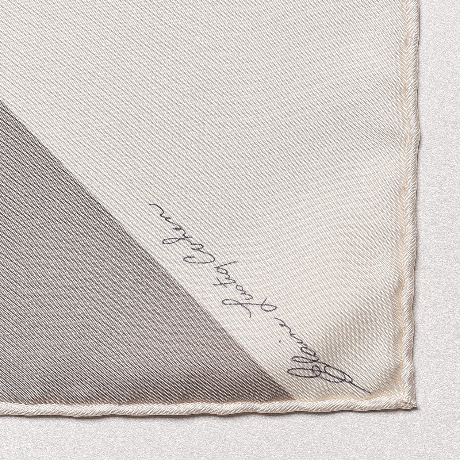 Hermes Silk Centered Rhyme de Elaine Lustig Cohen Scarf 90 Creme Jaune Rose 4 of 5