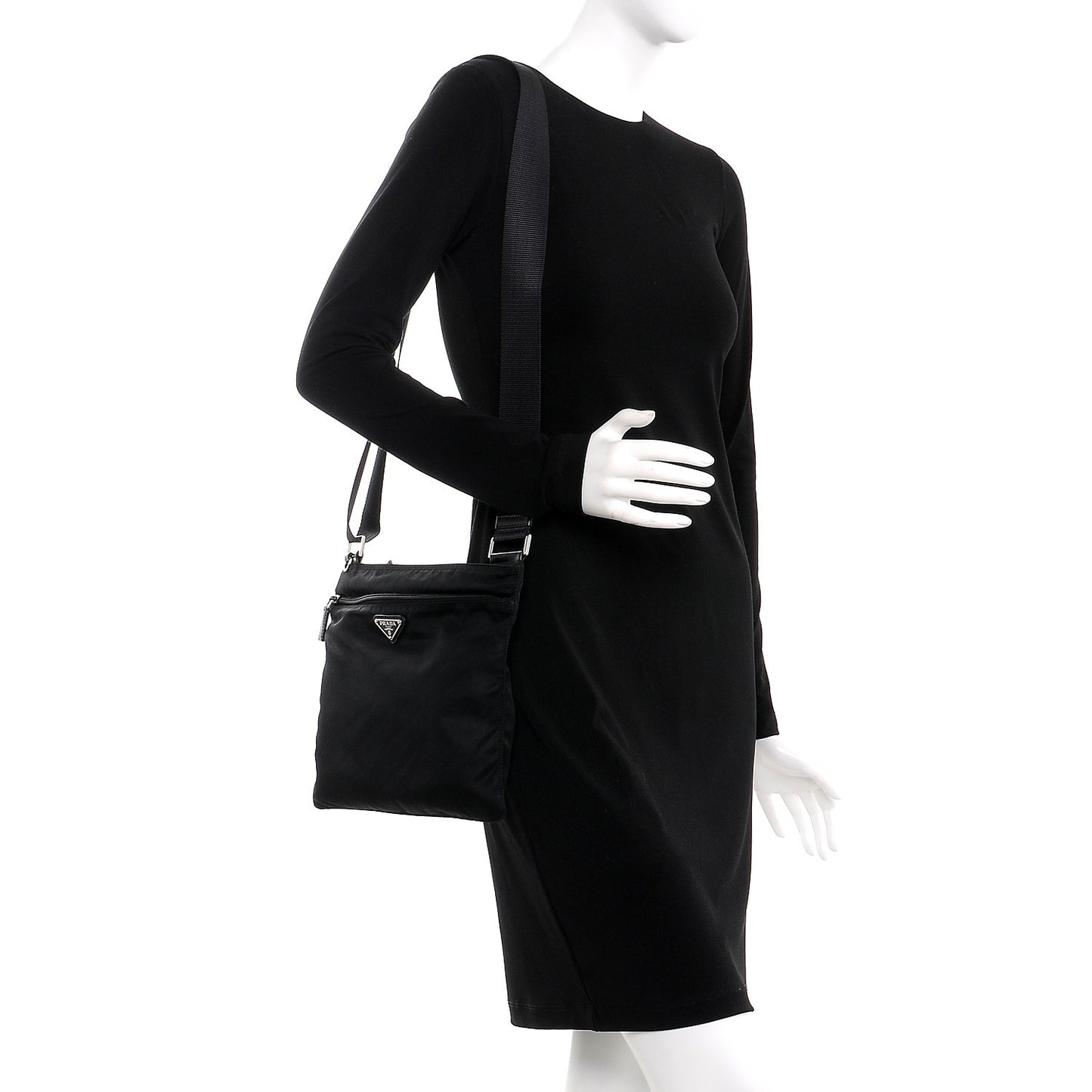 Nylon Flat Messenger Bag Black