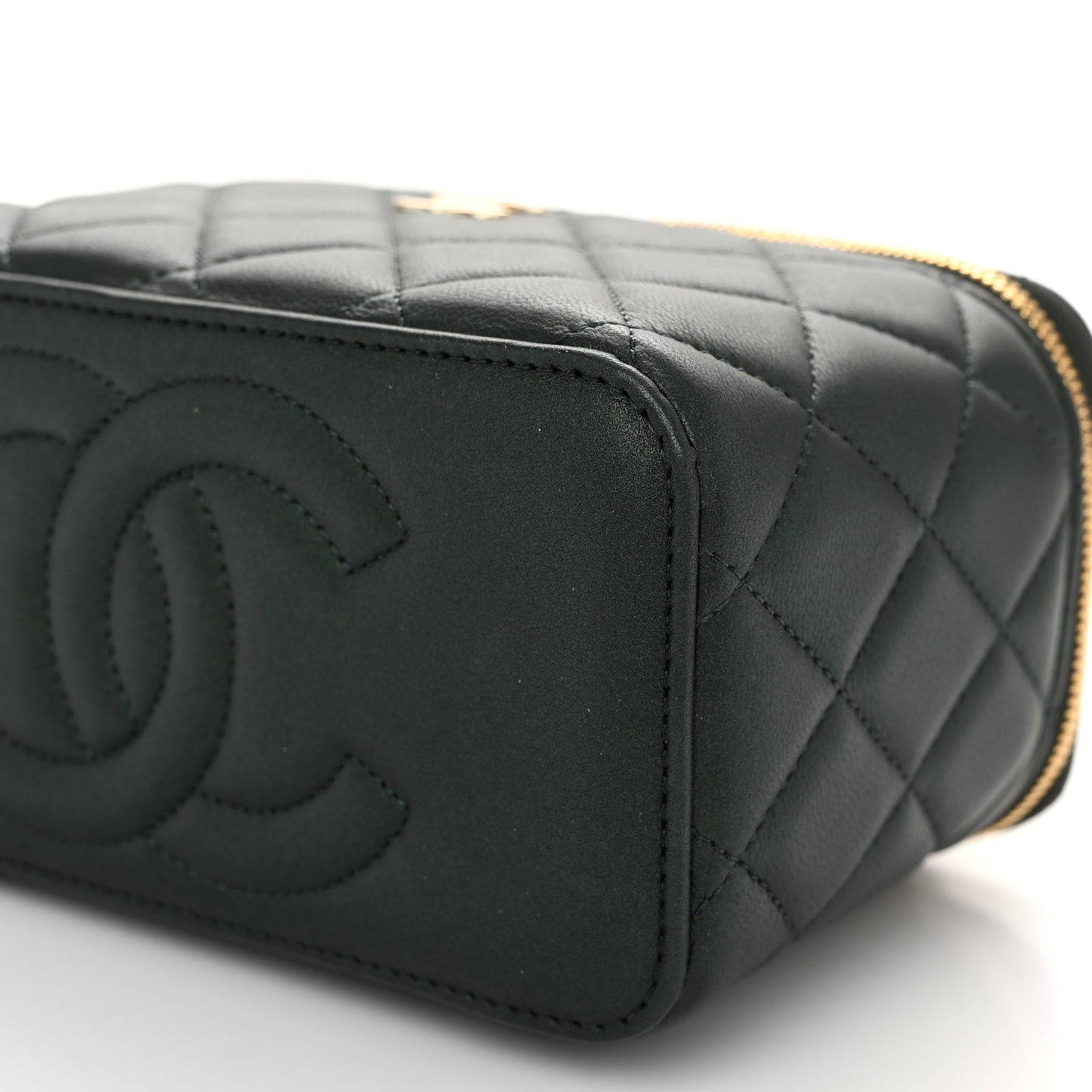 Iridescent Lambskin Quilted Small Top Handle Vanity Case With Chain Green