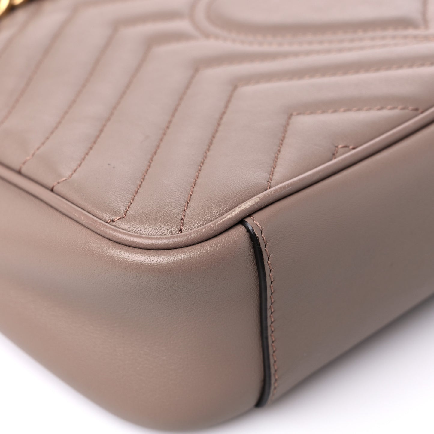 Calfskin Matelasse Small GG Marmont Shoulder Bag Porcelain Rose