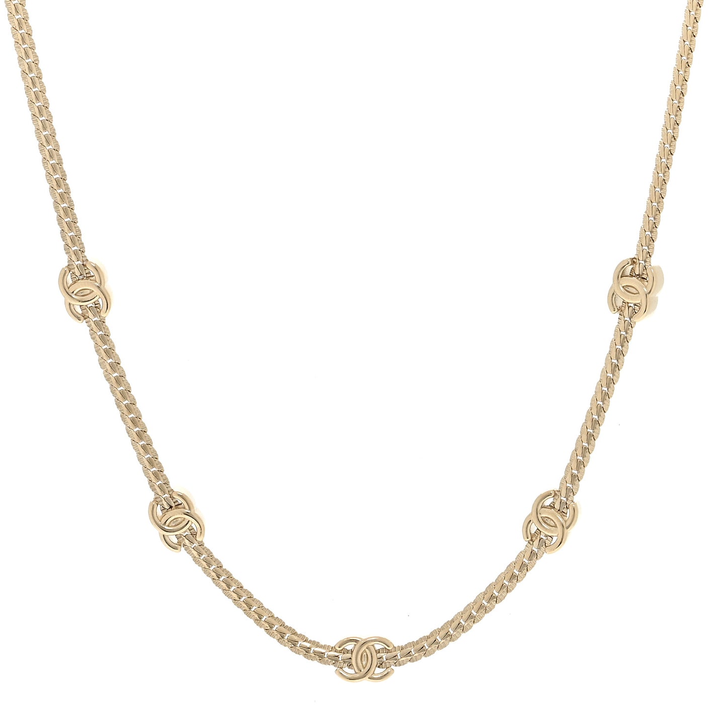 Metal CC Short Chain Necklace Gold