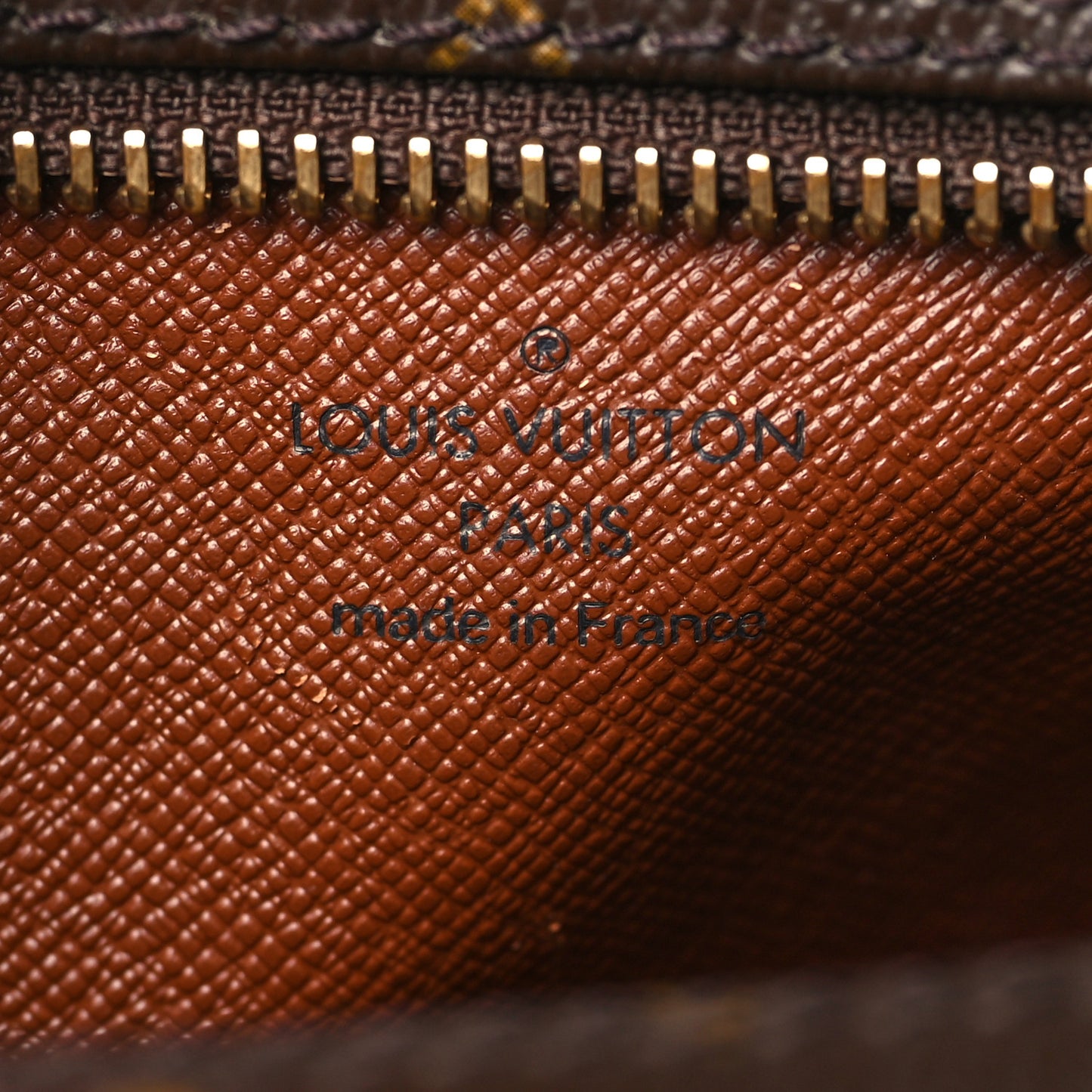 Monogram Amazone