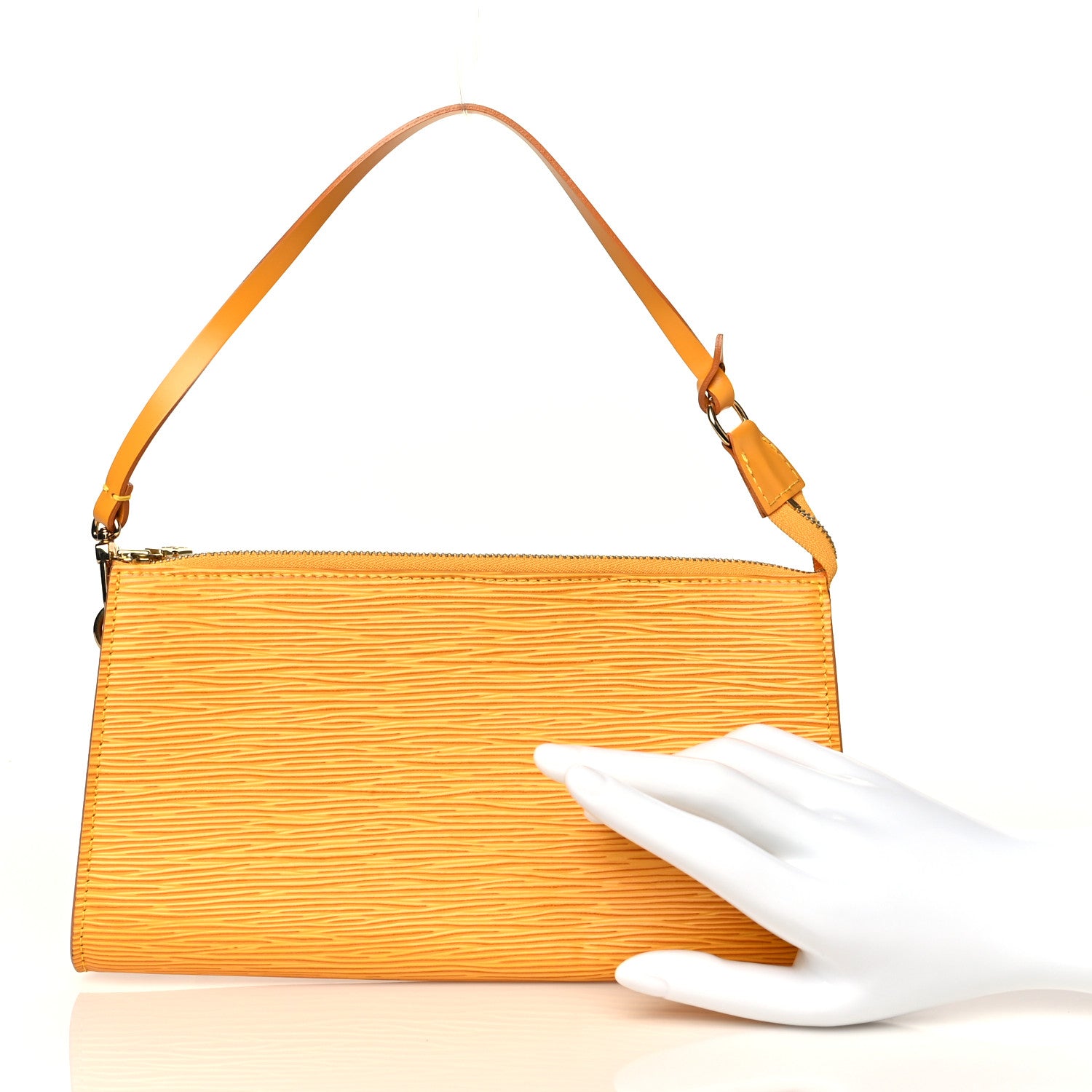 Louis Vuitton Epi Pochette Accessories 24 Tassil 2 of 9