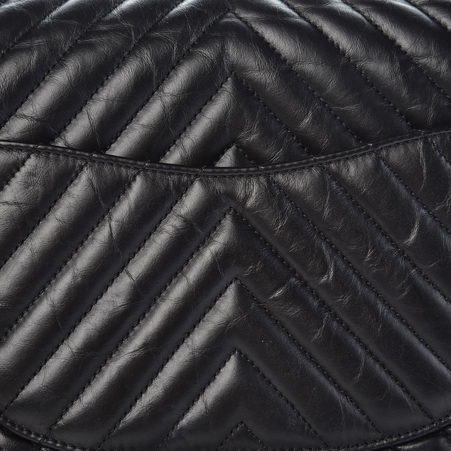 Chanel Aged Calfskin Chevron Quilted 2.55 Reissue 226 So Black 12 of 13