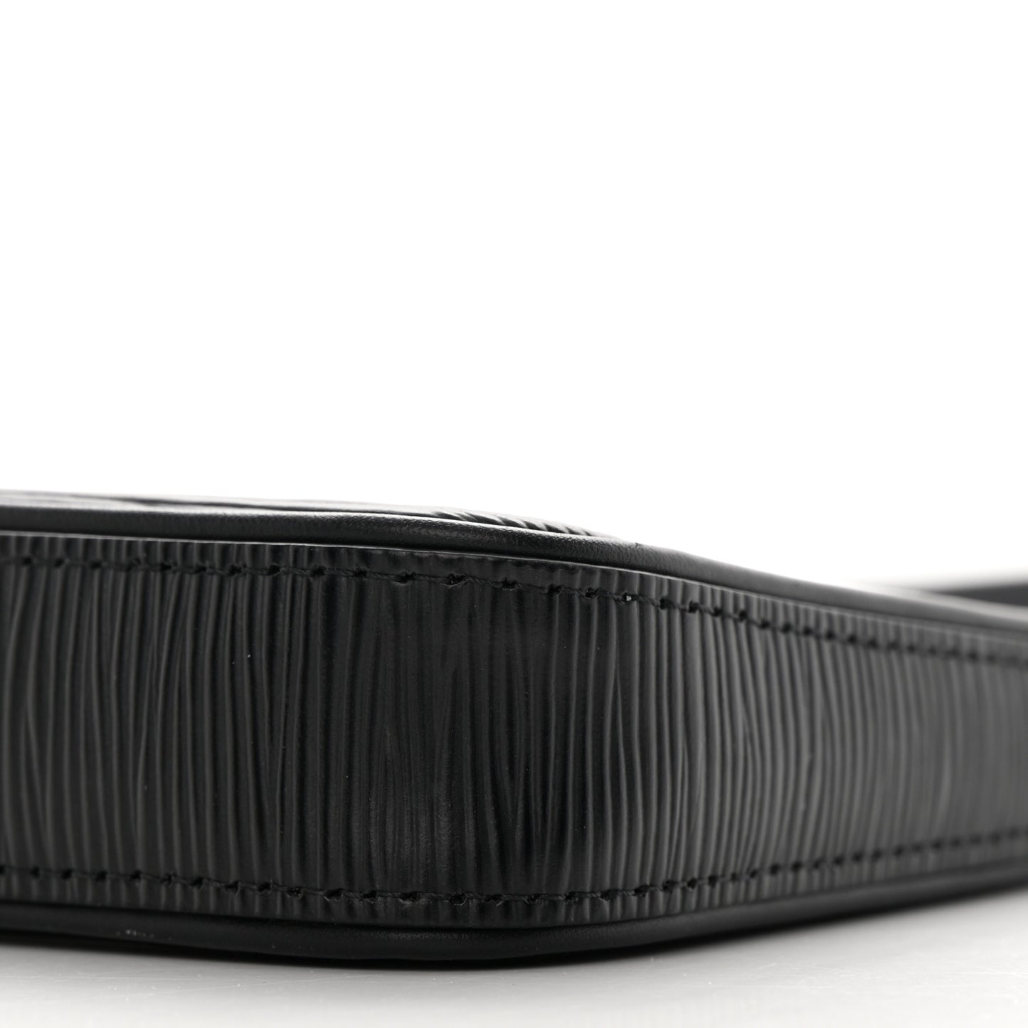 Epi Easy Pouch On Strap Black