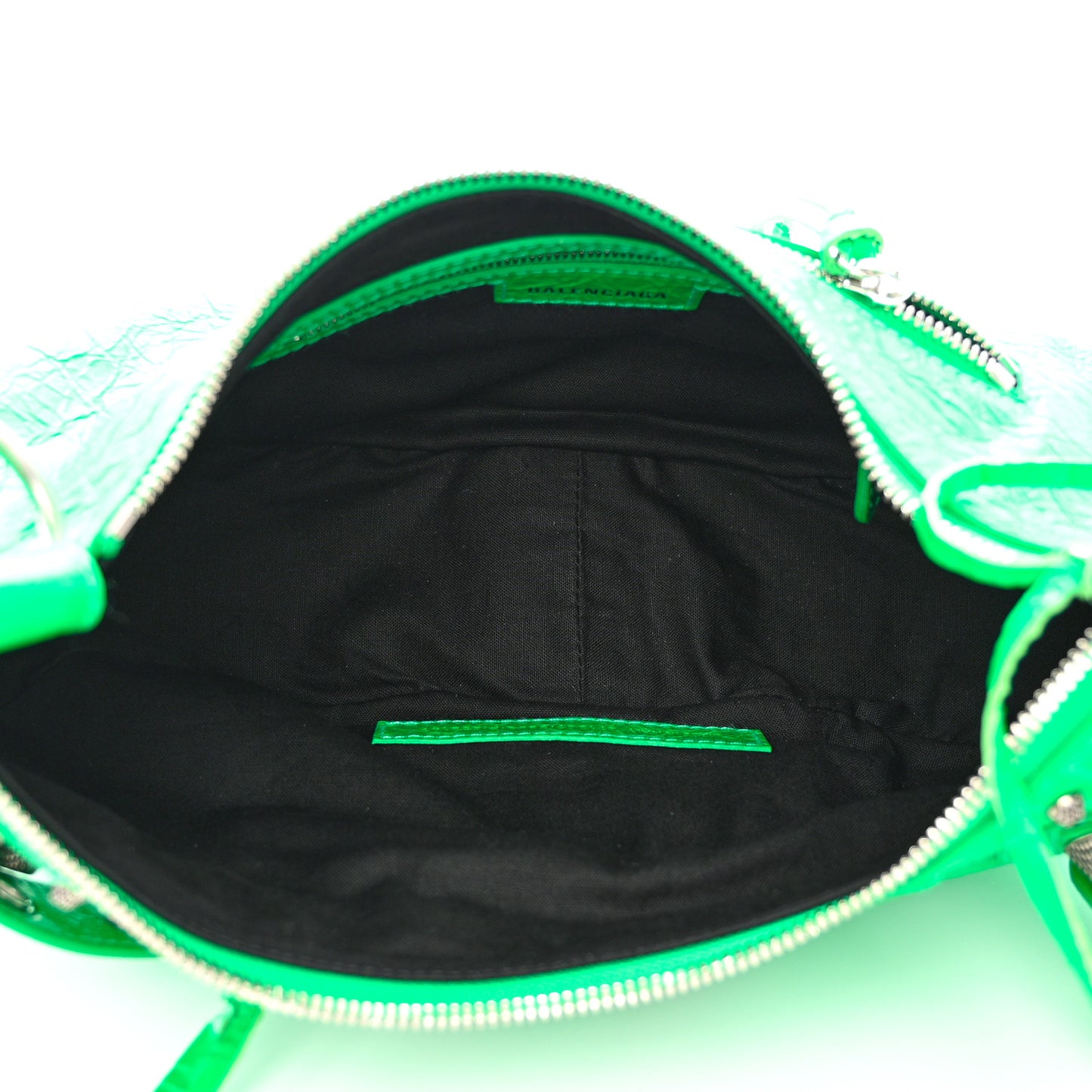 Agneau Arena Small Le Cagole Shoulder Bag Vivid Green