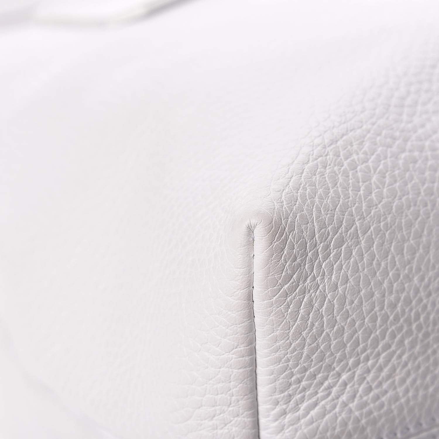 Burberry London Grainy Calfskin Medium Baynard Tote White 15 of 20