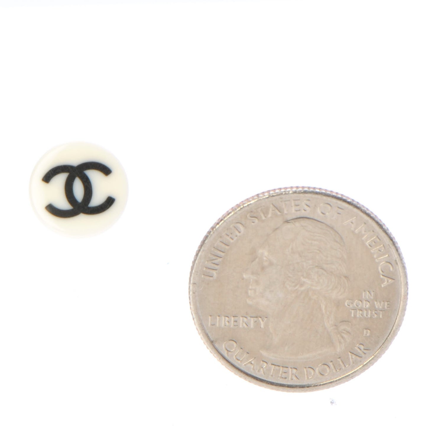 Resin CC Stud Earrings Black White