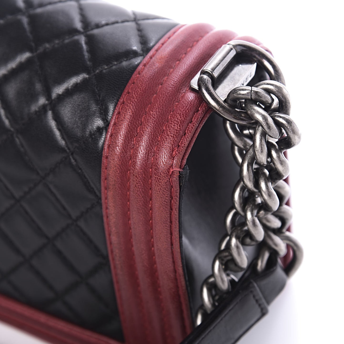 Lambskin Quilted Medium Boy Flap Black Red