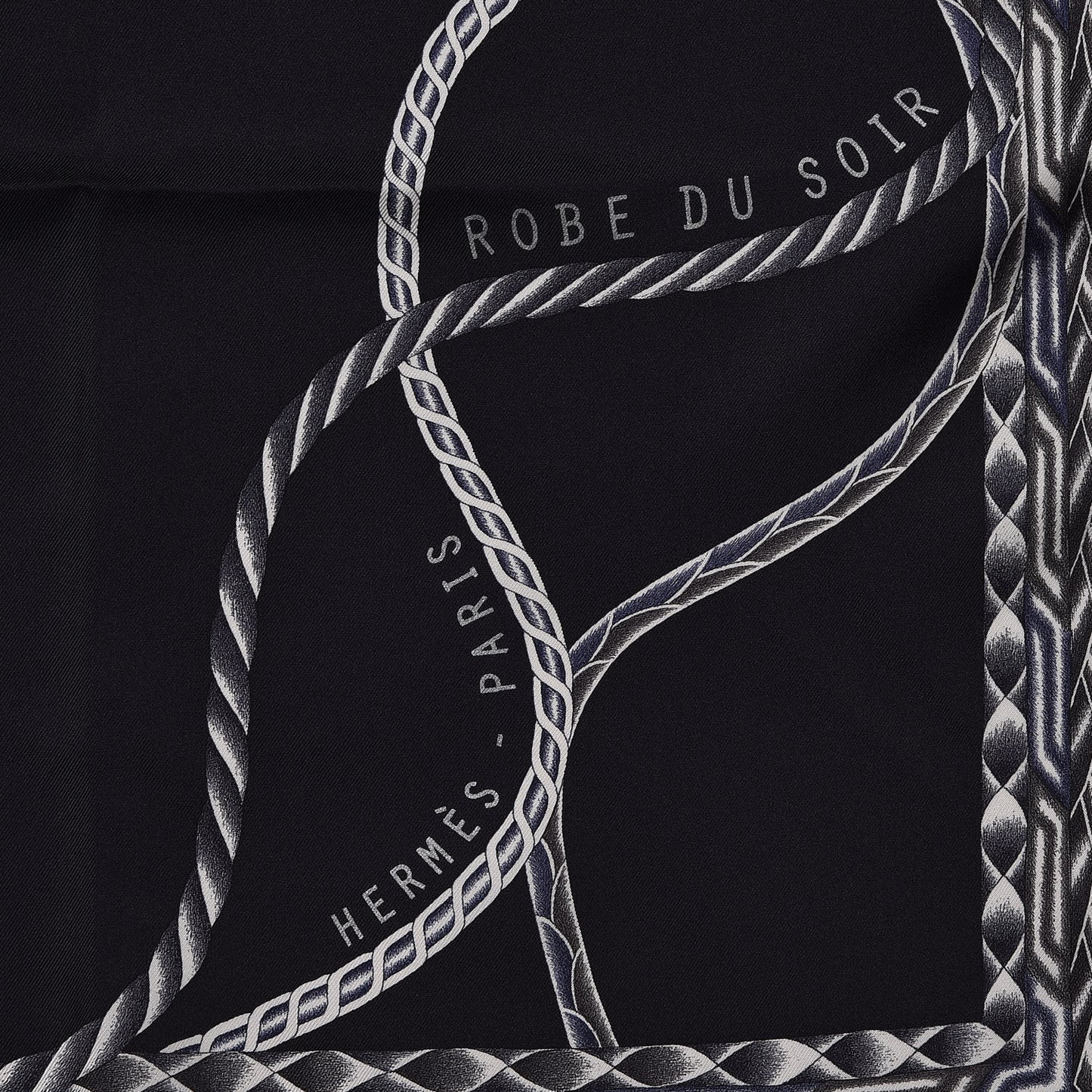 Silk Robe Du Soir Scarf 90 Marine Encre Blanc