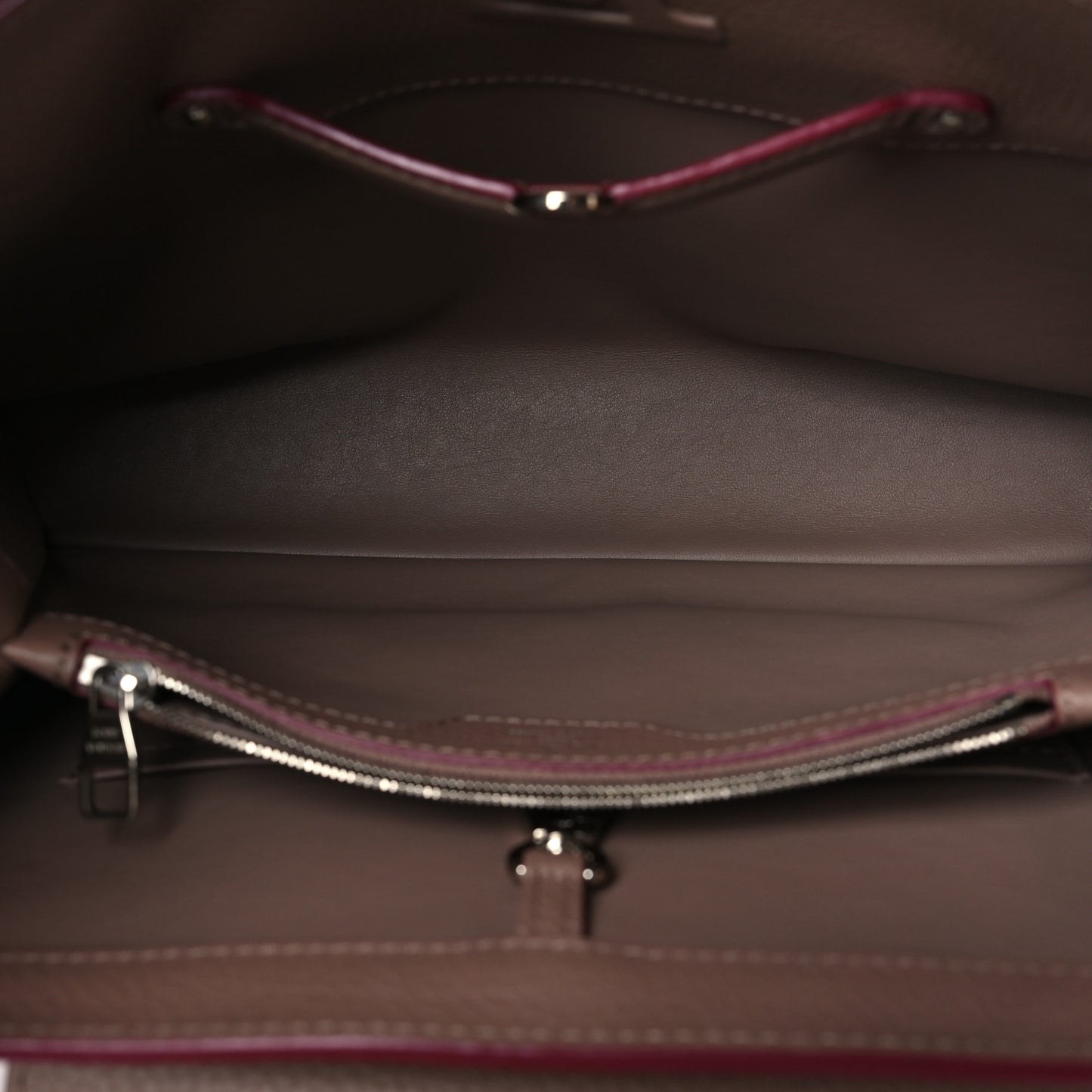 Taurillon Capucines MM Taupe