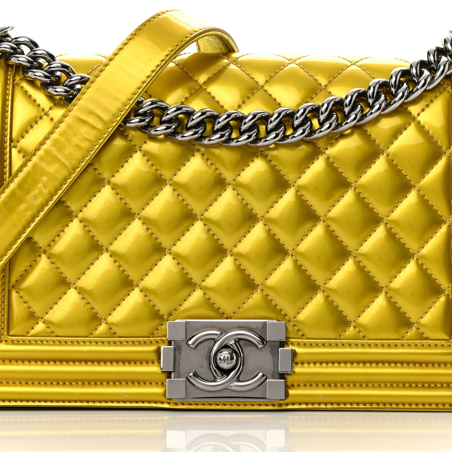 Metallic Patent Calfskin Quilted Medium Boy Flap Gold