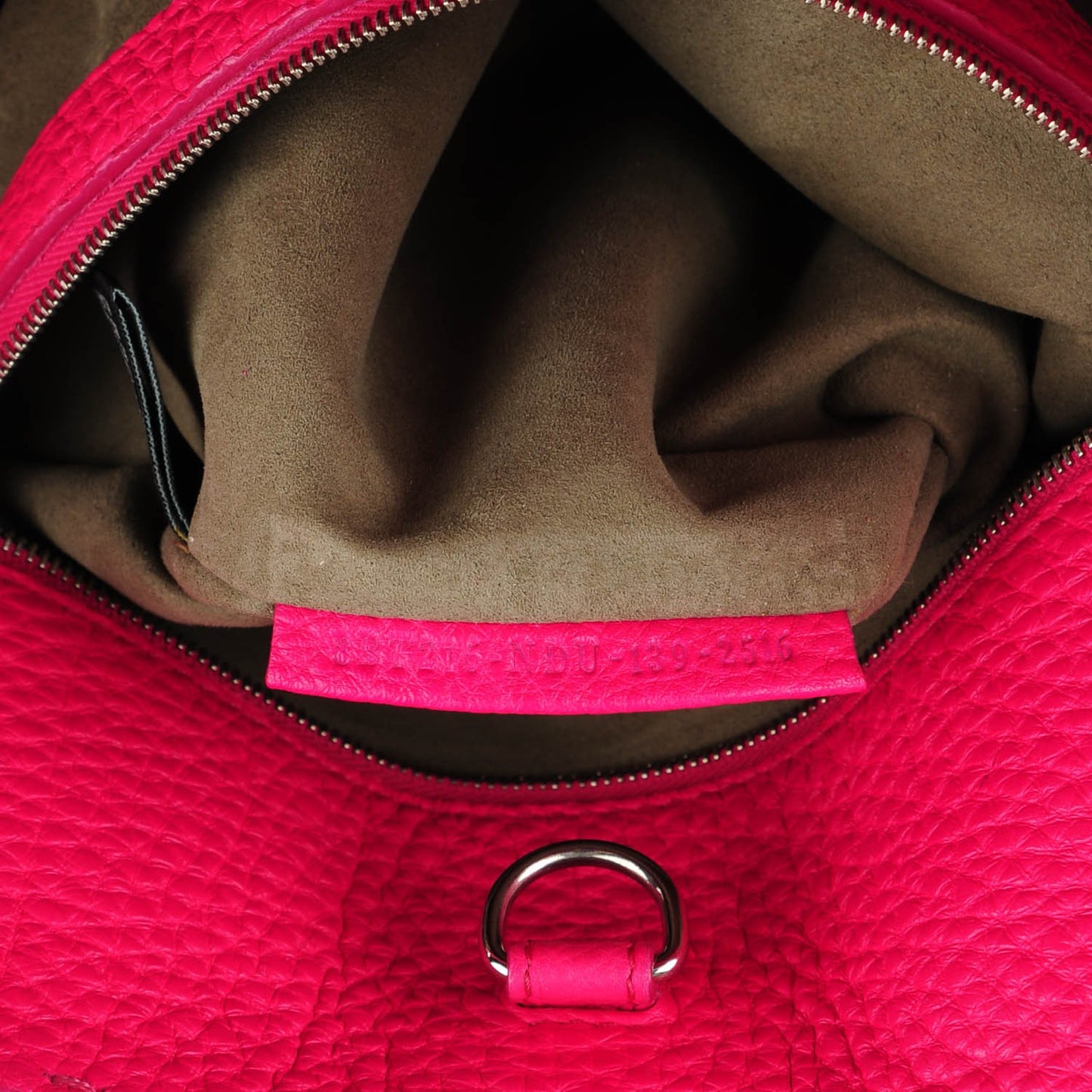 Cuoio Romano Selleria Large Anna Bucket Bag Fuxia