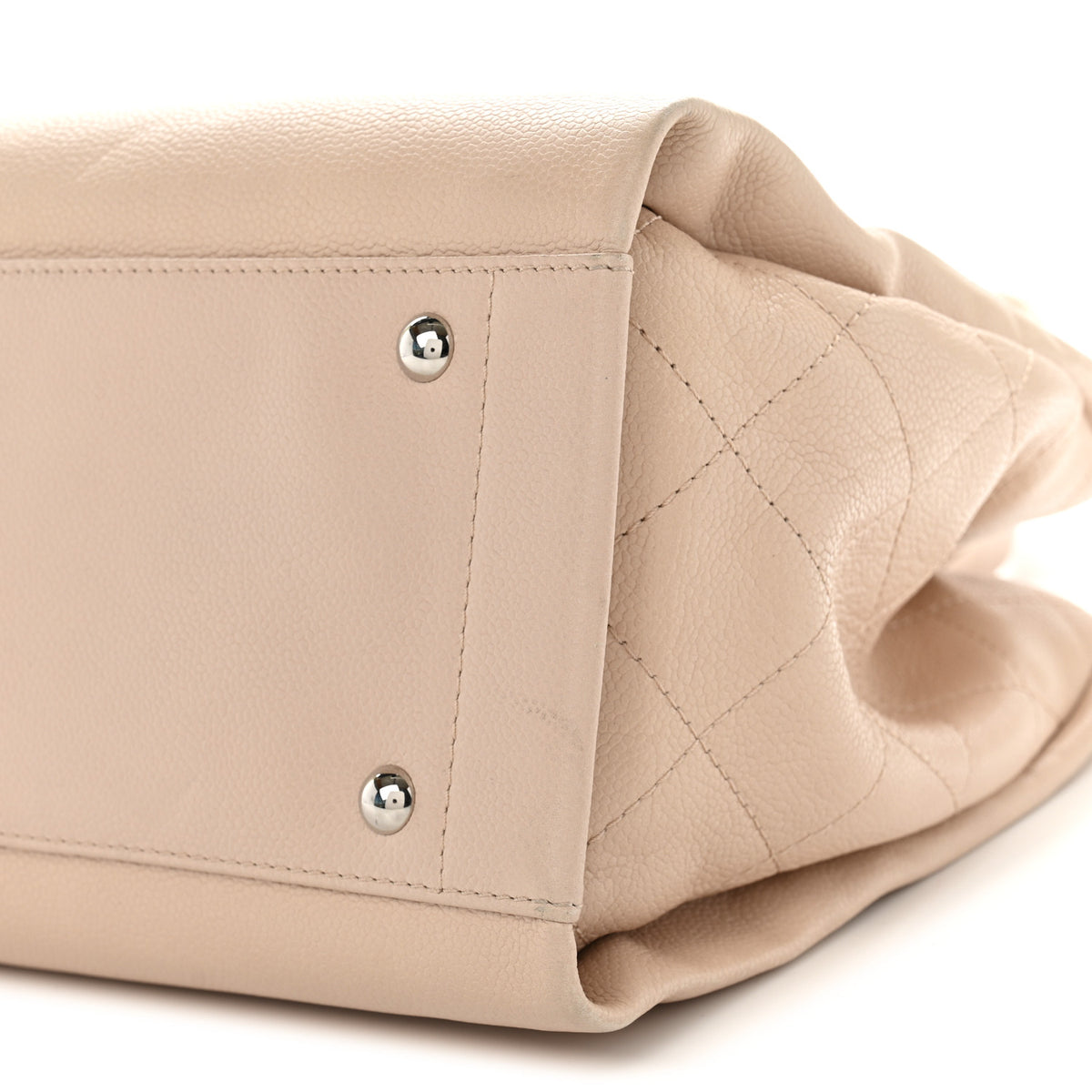 Caviar CC Tote Beige
