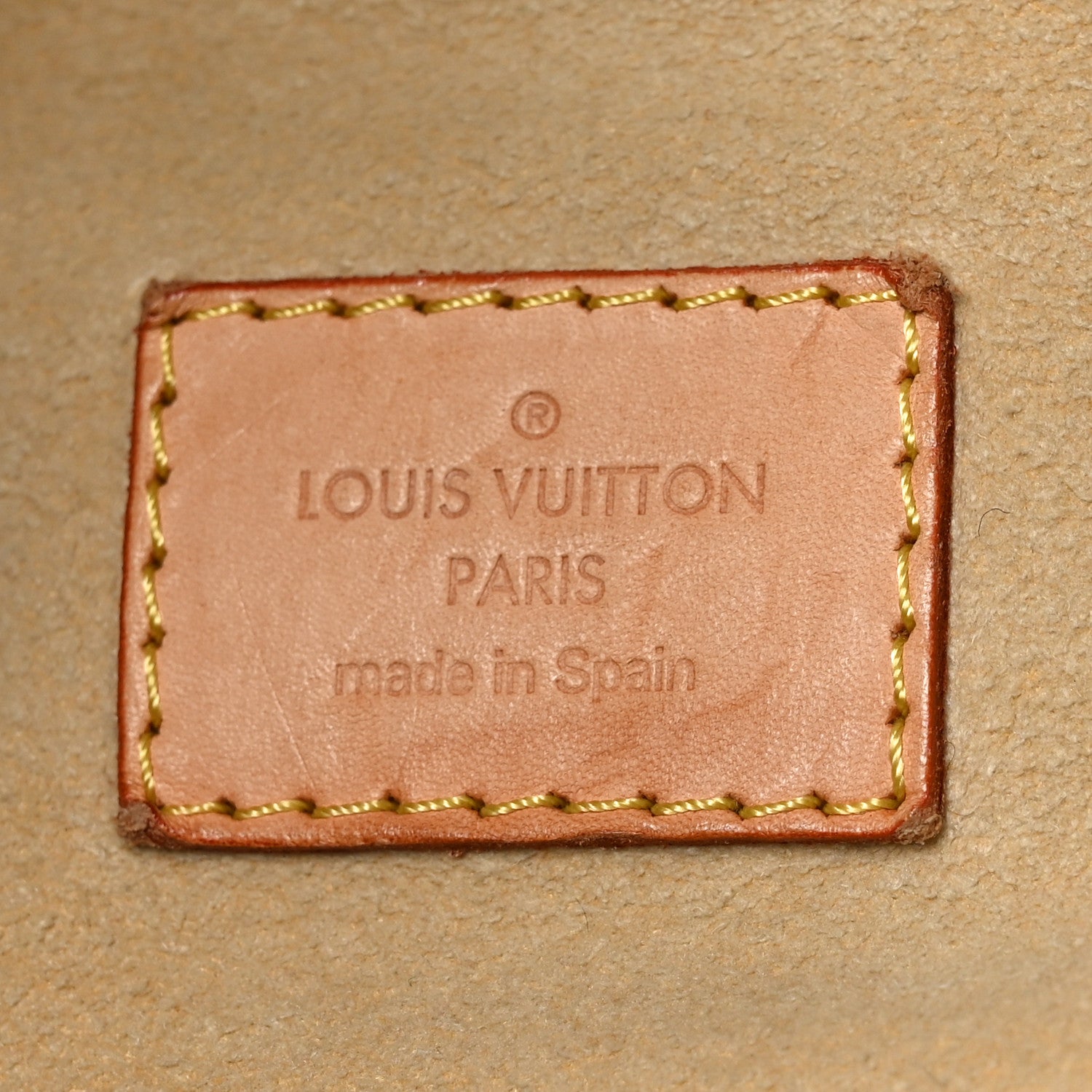 Louis Vuitton Monogram Artsy MM 6 of 9