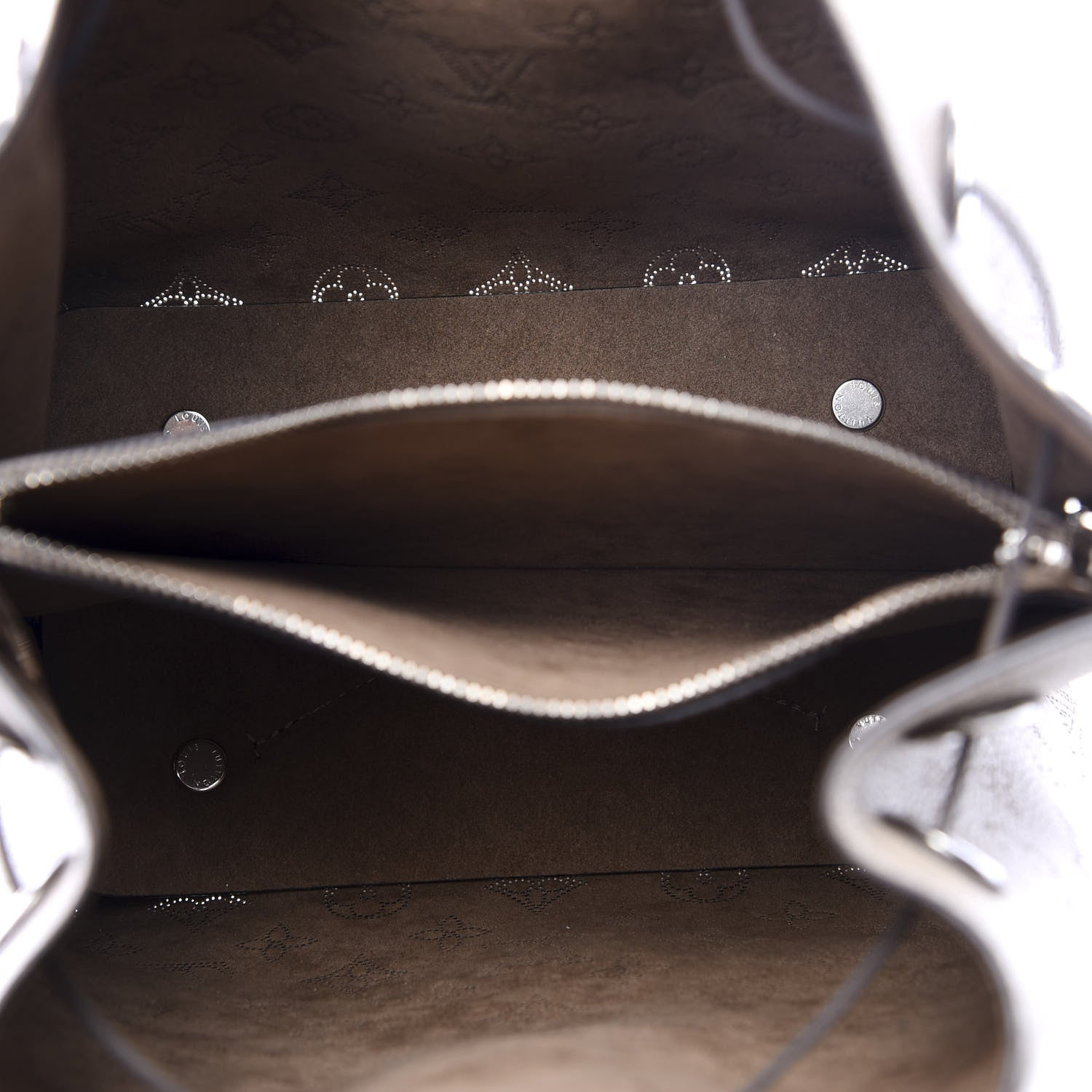Louis Vuitton Mahina Muria Galet 4 of 9