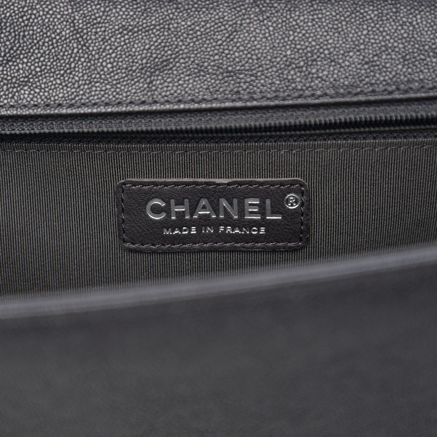 Metallic Caviar Quilted New Medium Boy Flap Grey