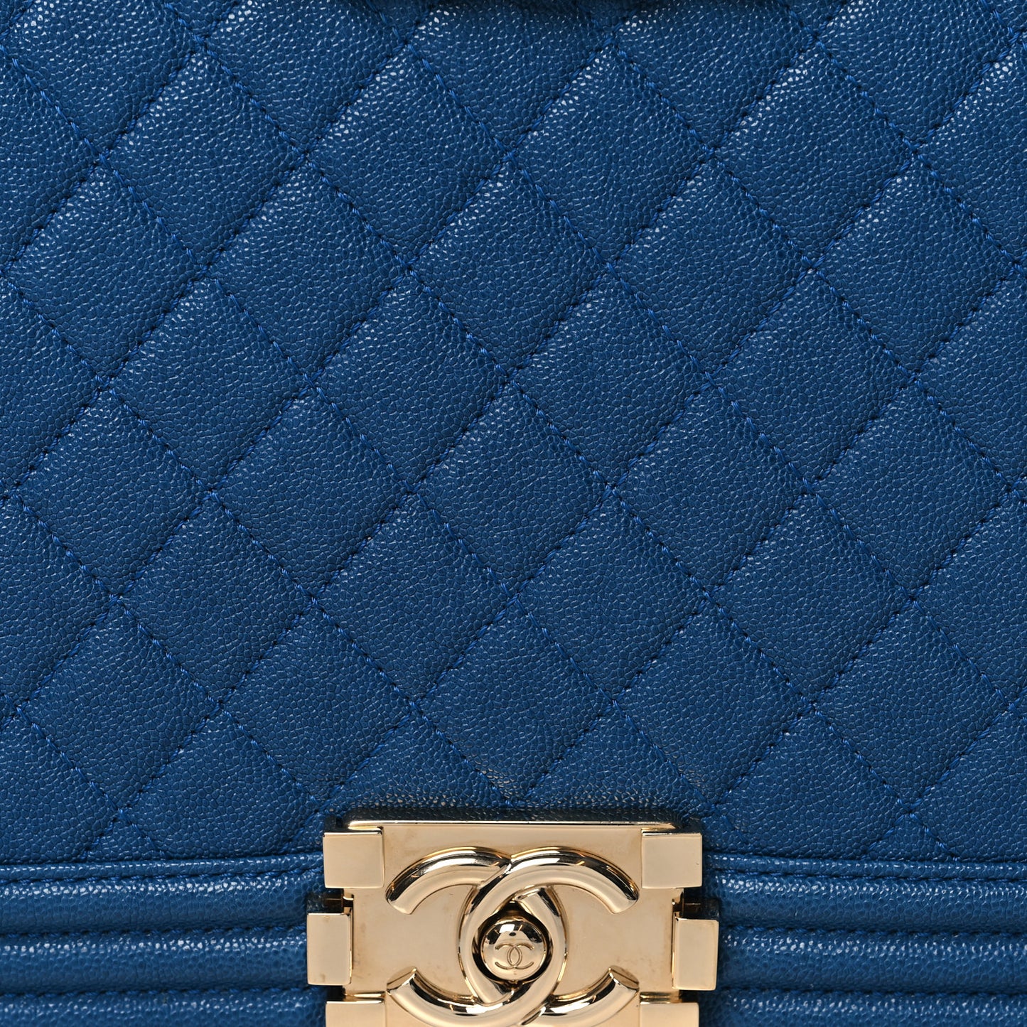Caviar Quilted New Medium Boy Flap Blue