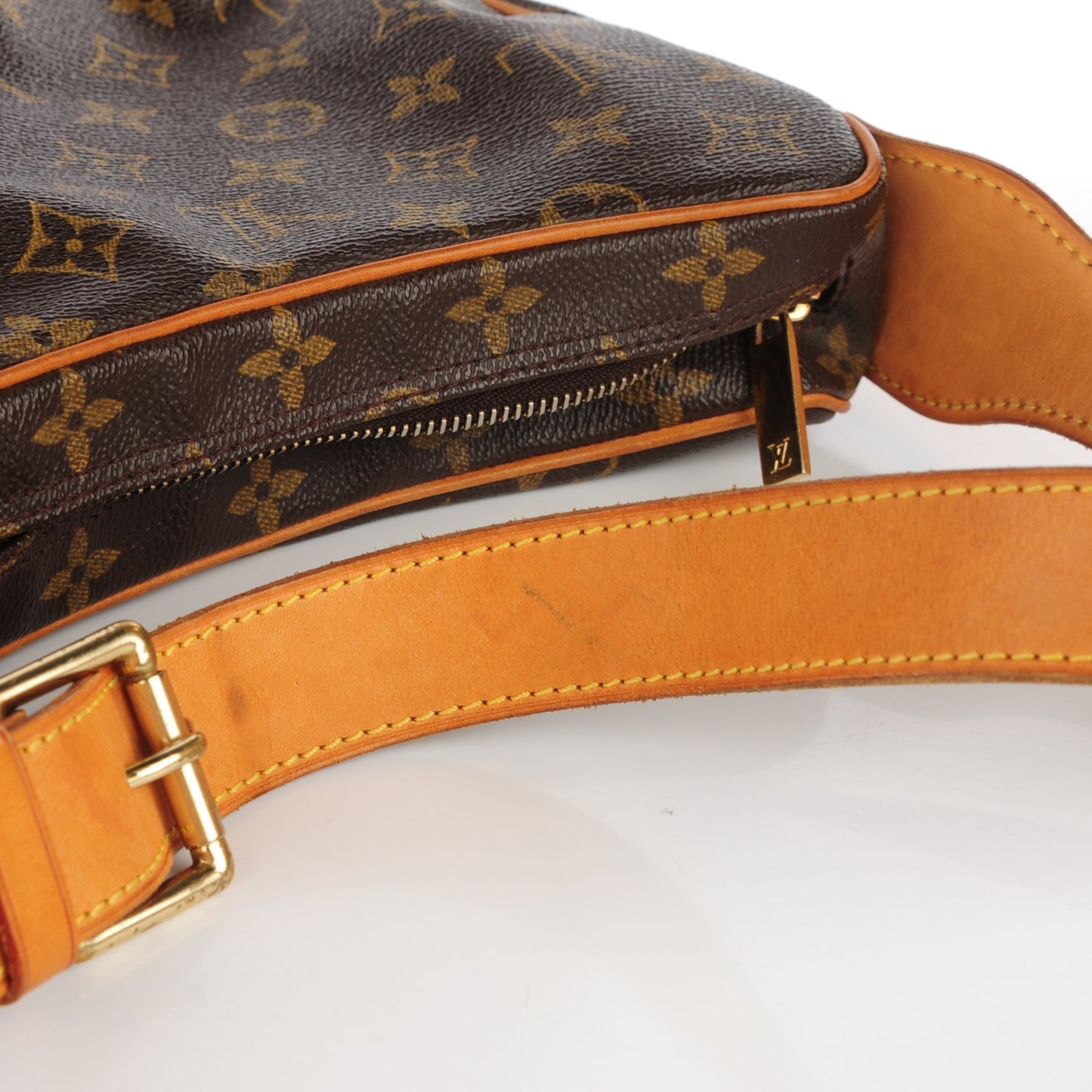 Monogram Croissant MM
