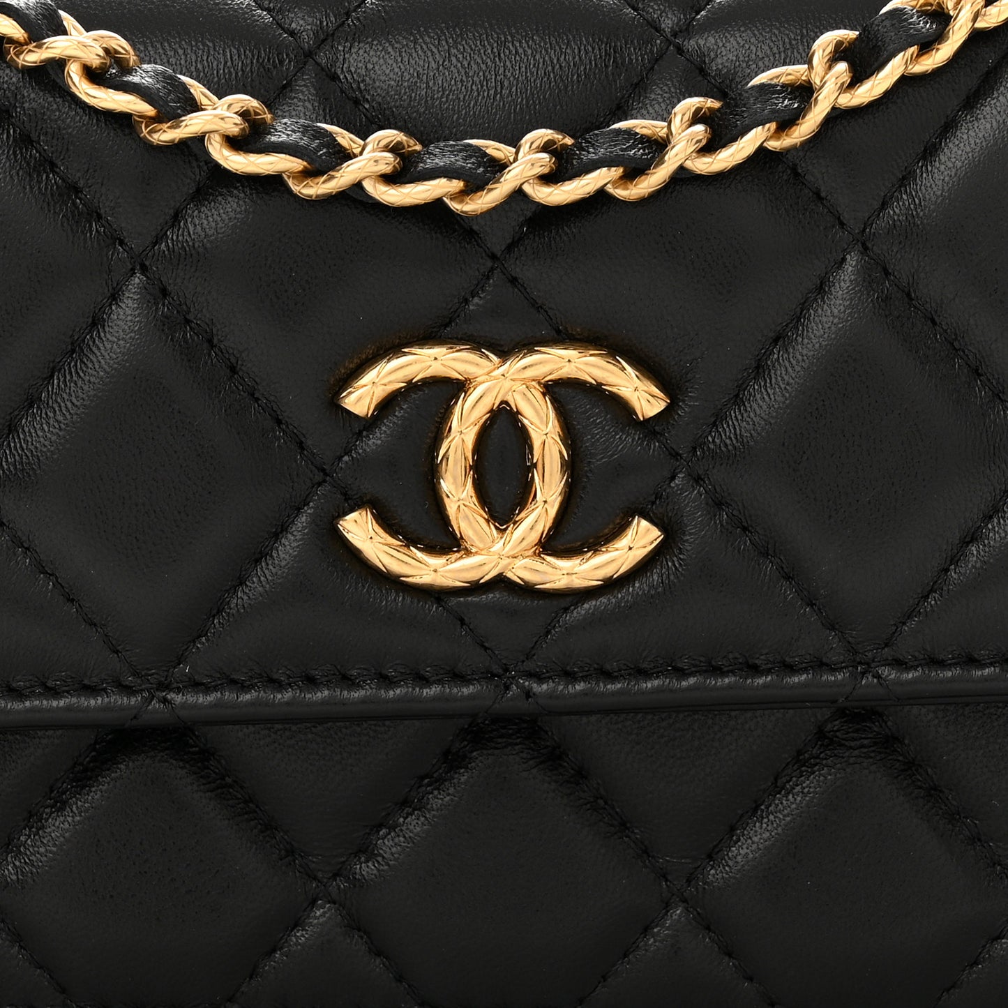 Lambskin Quilted Dynasty Flap Phone Holder With Chain Black