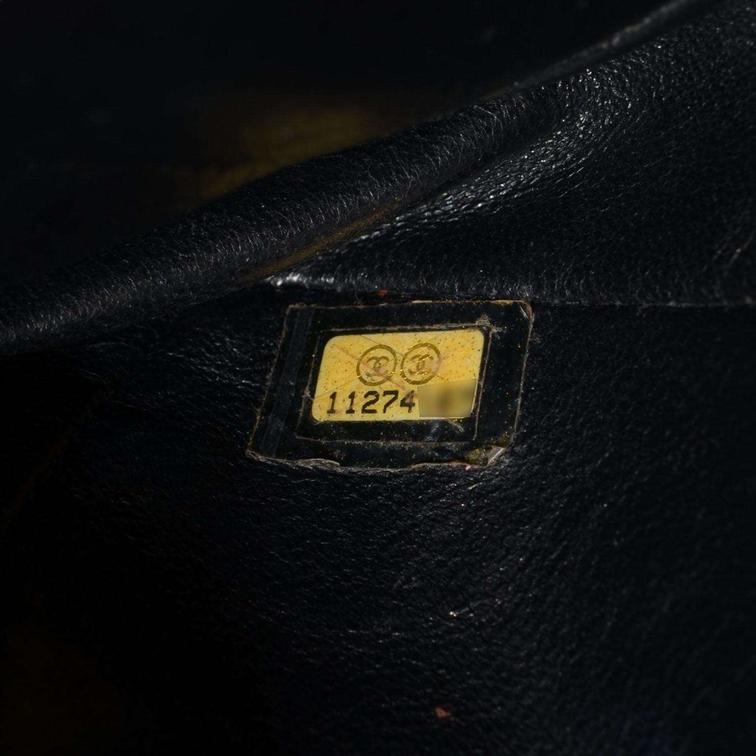 Chanel Caviar Quilted East West Flap Black 7 of 8