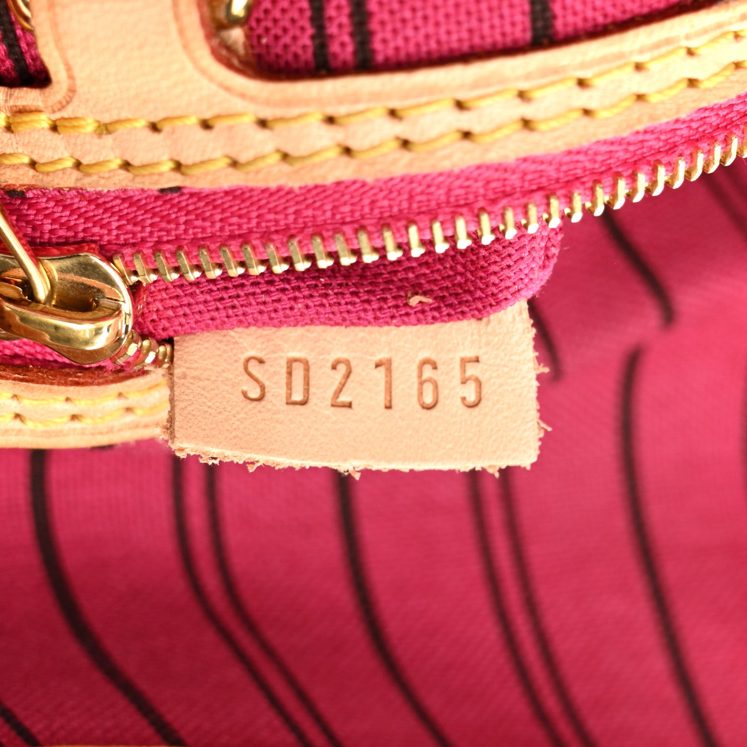 Louis Vuitton Monogram Delightful MM Pivoine 7 of 16