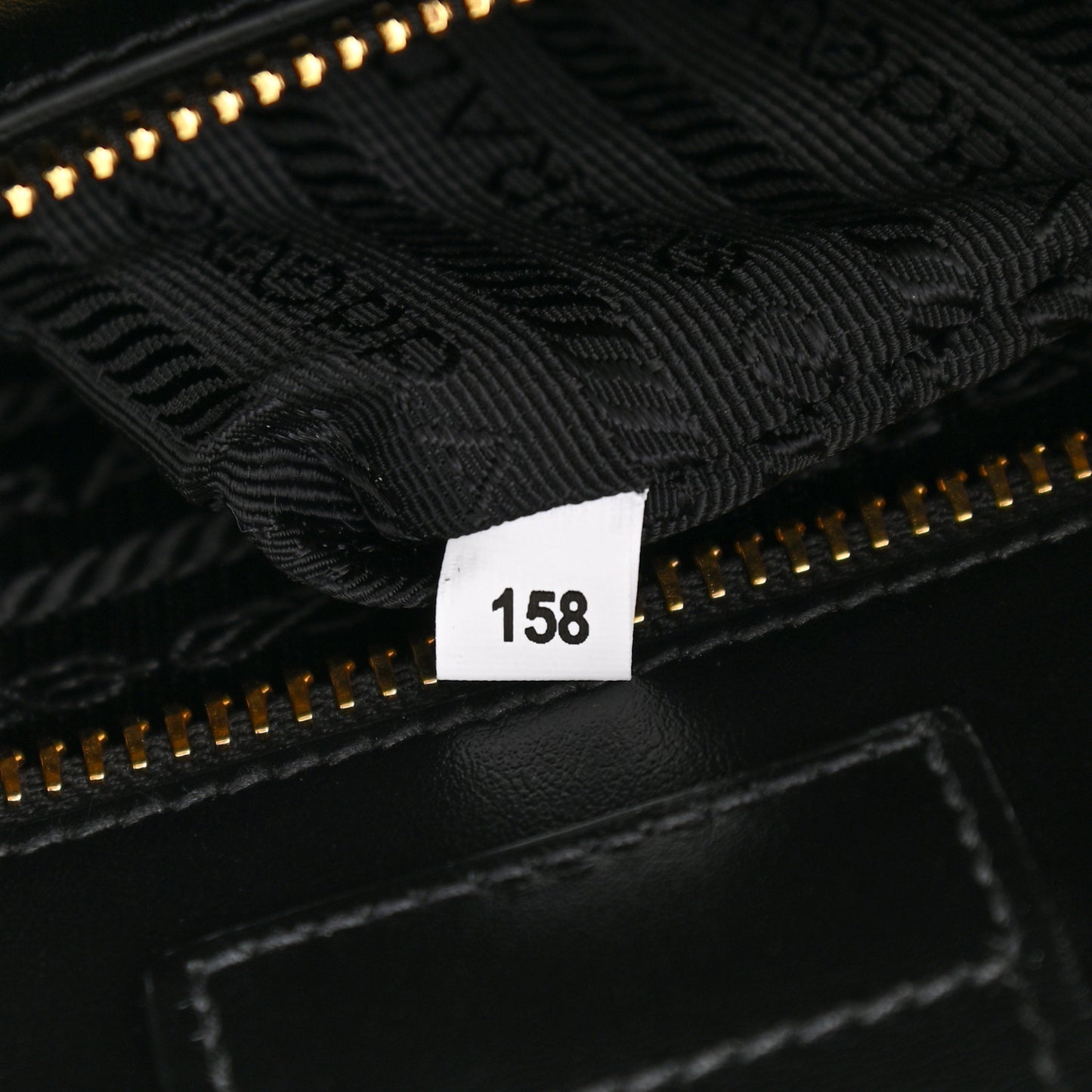 Saffiano Lux Tote Black