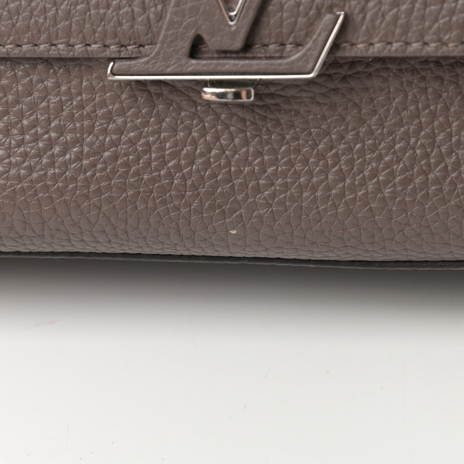 Louis Vuitton Taurillon Volta Grey 13 of 15