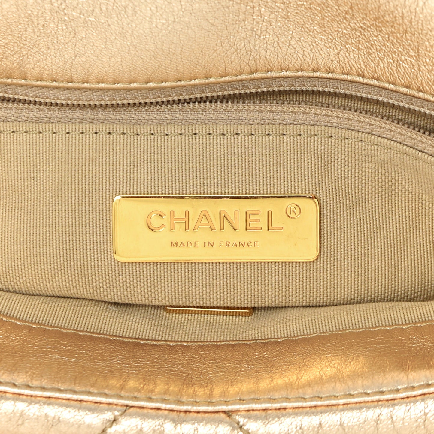 Metallic Lambskin Quilted Medium 19 Flap Gold