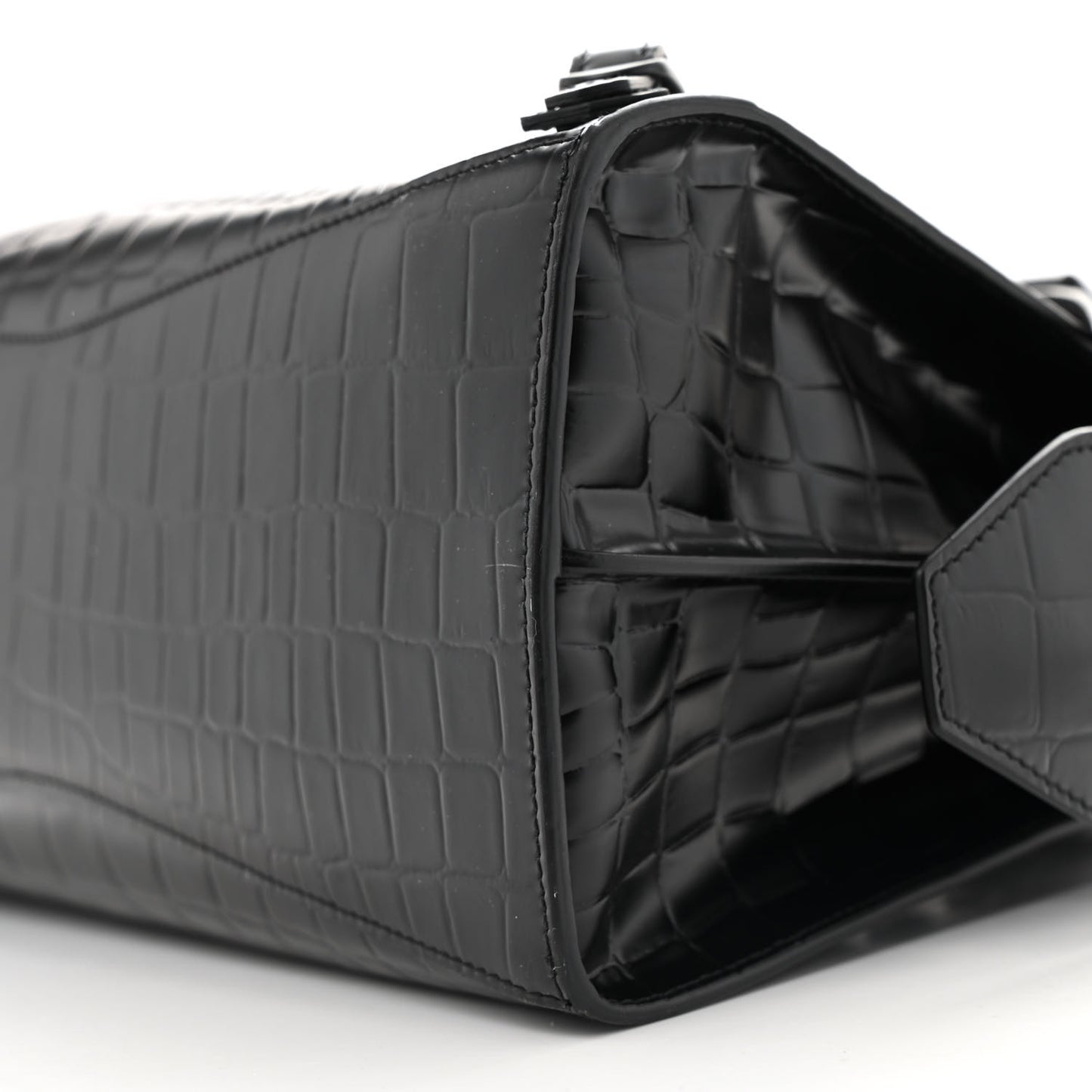 Semi Shiny Calfskin Crocodile Embossed Neo Classic Black Hardware S City Black Black