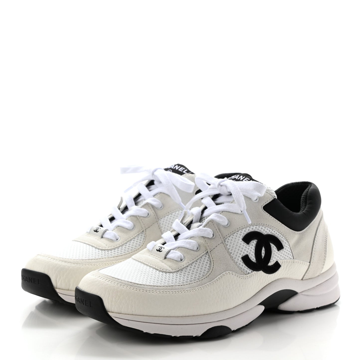 Mesh Suede Calfskin Grained Calfskin Mens CC Sneakers 43 White Black
