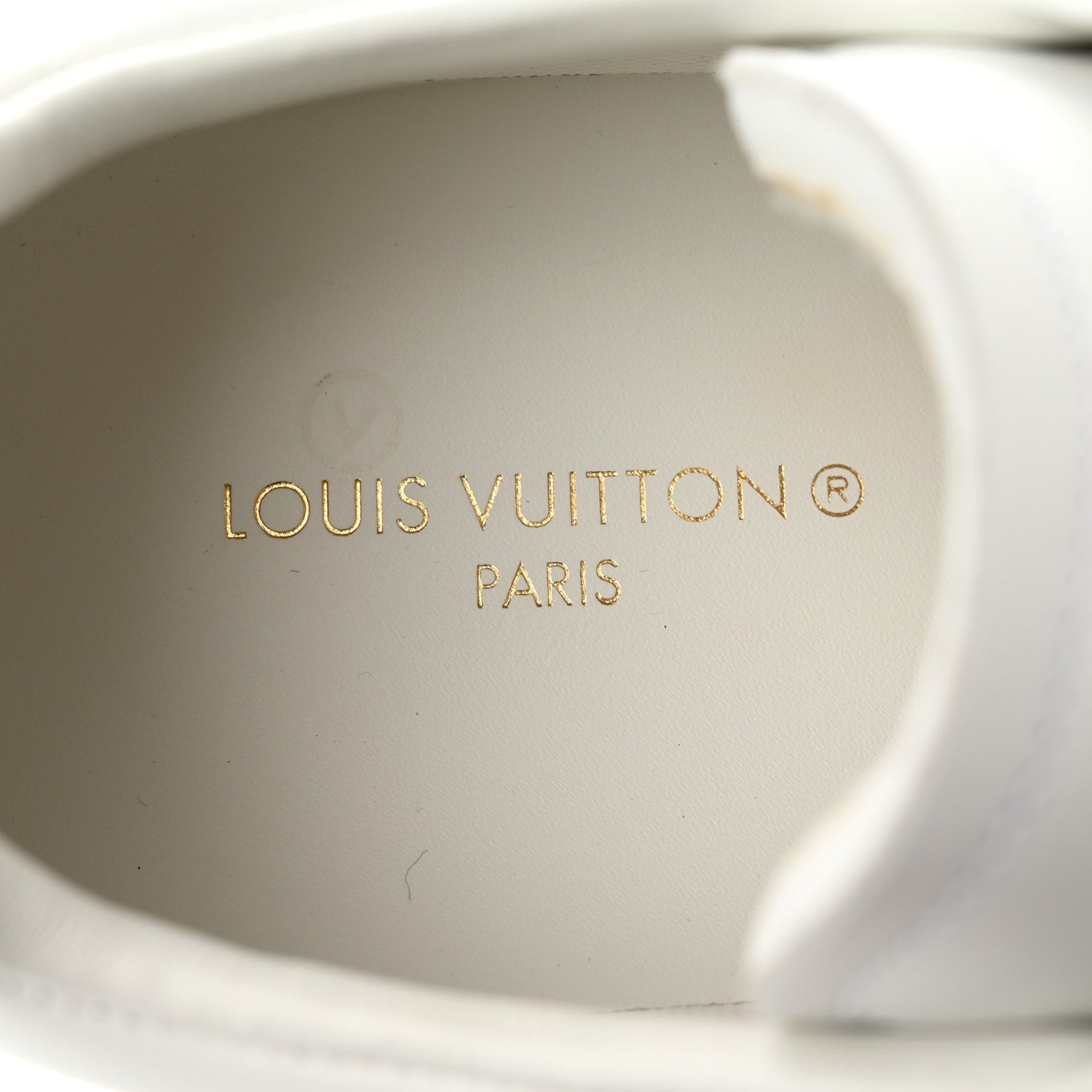 Louis Vuitton Calfskin Luxembourg Samothrace Mens Sneakers 9 White Blue 7 of 9