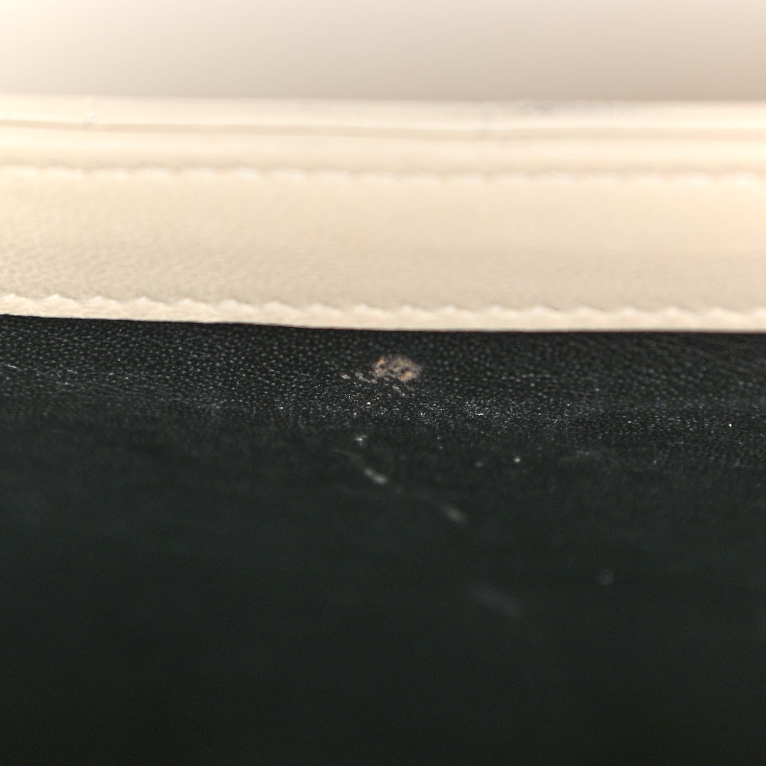 Saint Laurent Lambskin Matelasse Monogram Vicky Chain Wallet Off White 11 of 11