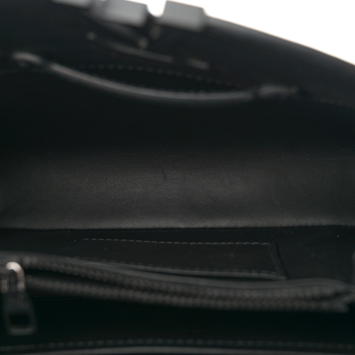 Louis Vuitton Taurillon Capucines BB Matte Black 5 of 11