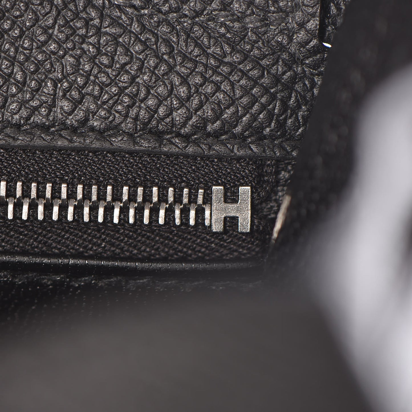 Epsom Kelly Sellier 25 Black